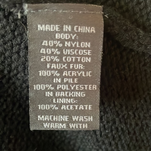 Vince Camuto 3/4 sleeve cardigan with removable faux fur collar. size large. - Picture 5 of 5